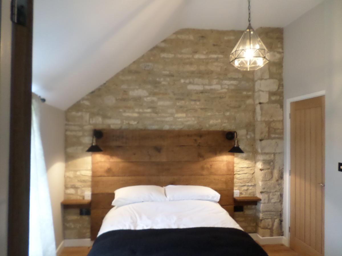 The Queen Matilda Country Rooms Avening المظهر الخارجي الصورة